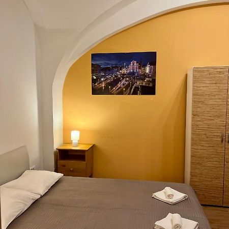A&P Center Ljubljana Apartment Luaran gambar