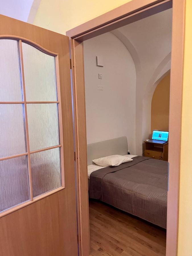 A&P Center Ljubljana Apartment Luaran gambar